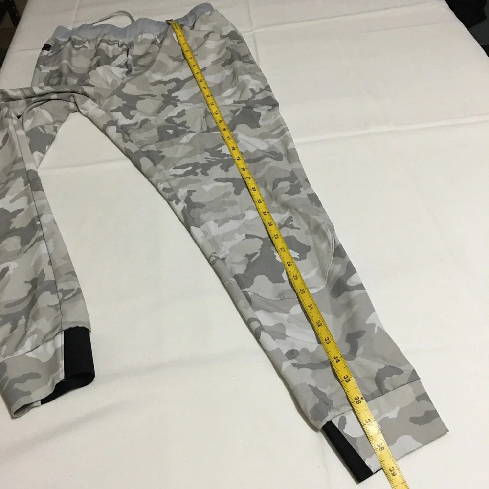 Under Armour Mens Unstoppable Joggers Medium Gray Camo Athletic Fitted Tapered